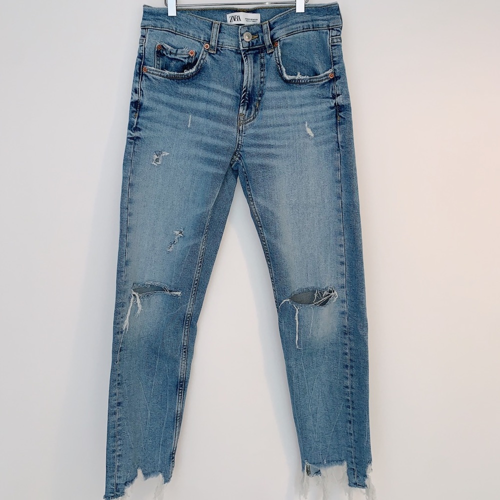 Zara Ripped Boyfriend Jeans